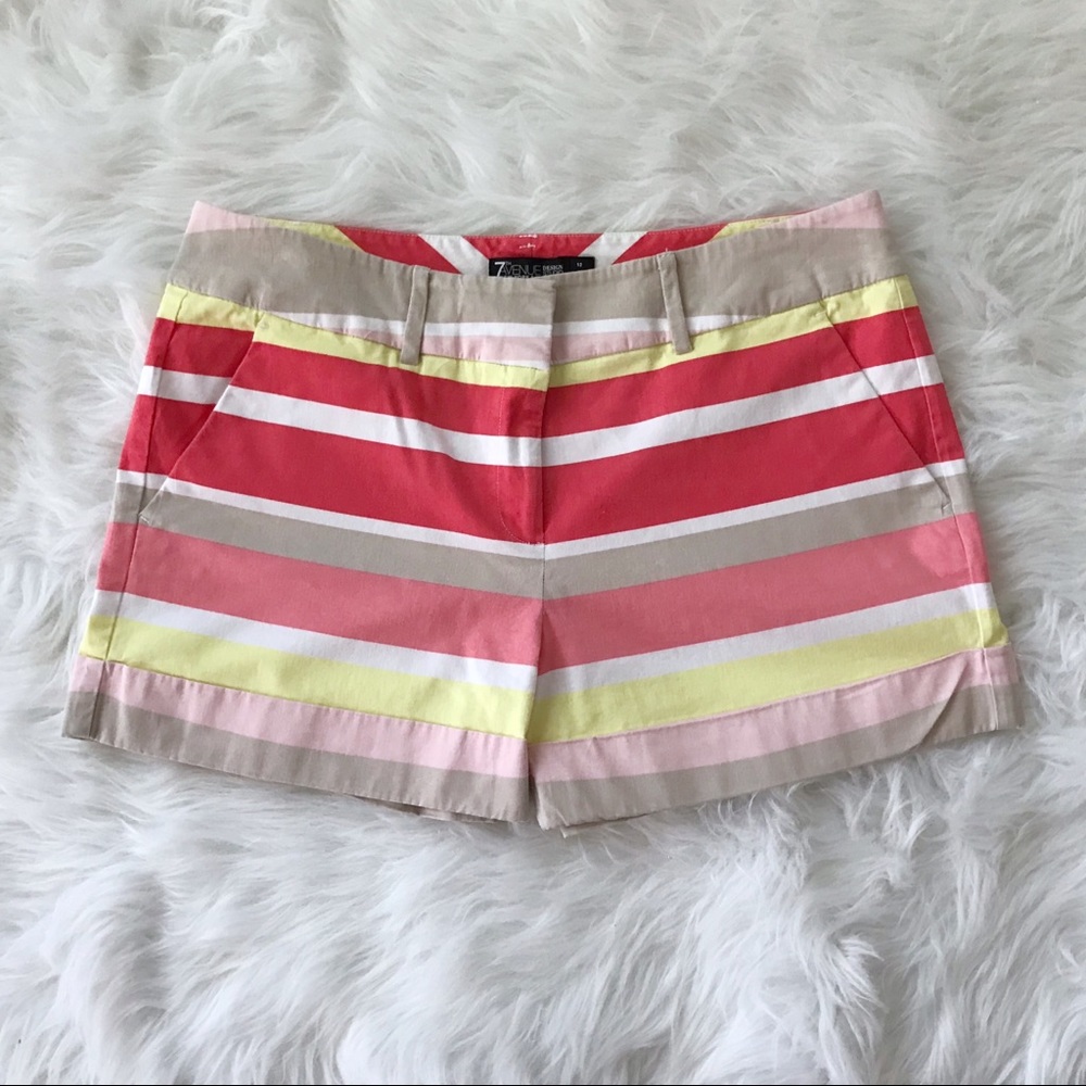 New York & COMPANY striped shorts size 12.